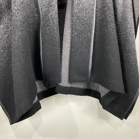 Bailey 44 Ombre Bridgette‎ Cape Wool Blend Flowy Cardigan Sweater Shawl Wrap - Picture 5 of 8